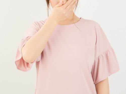 外壁塗装のにおいは気になる？原因と工事中にできる対策を解説